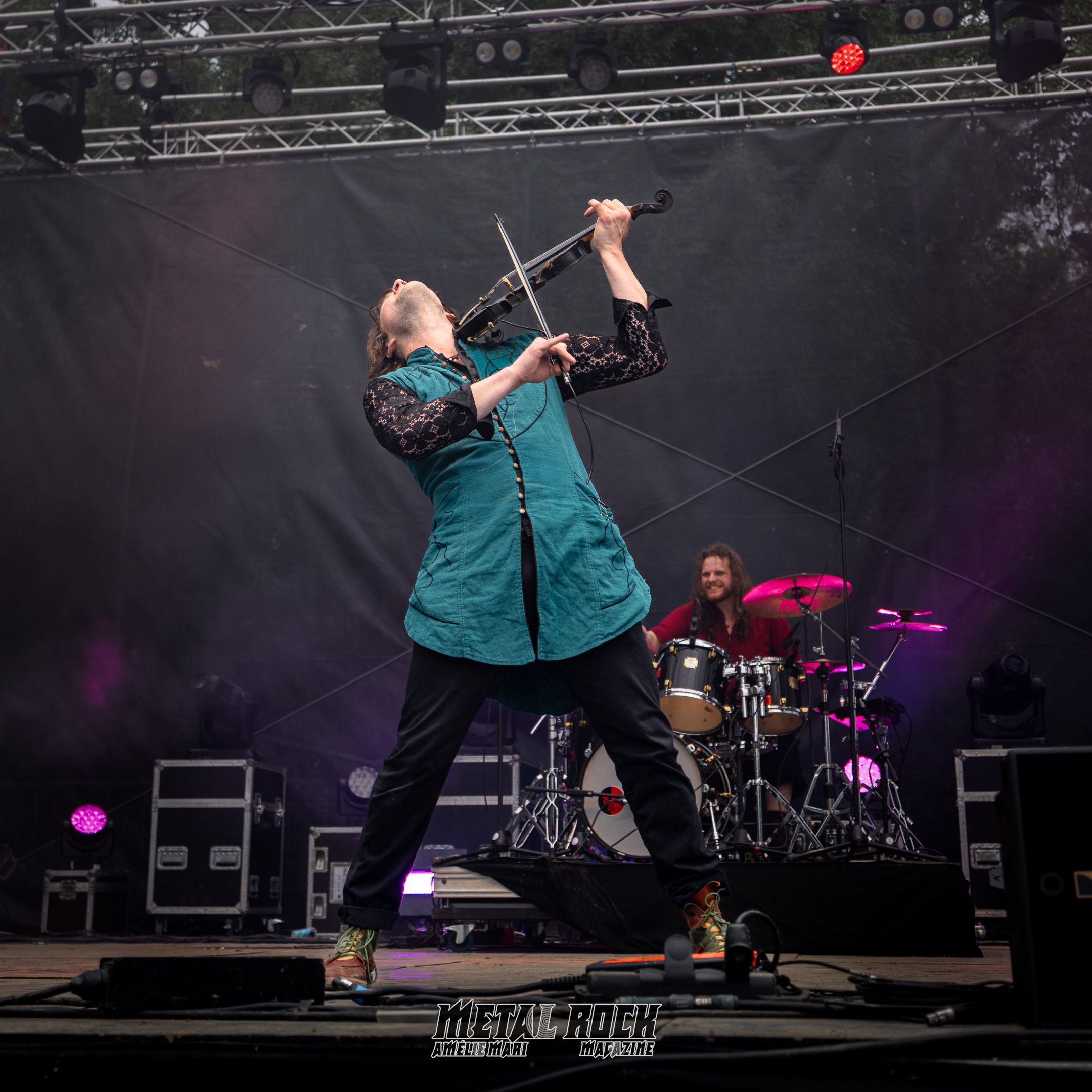 2026-TheTroubleNotes-Bruguiere-Echosetmerveilles-104